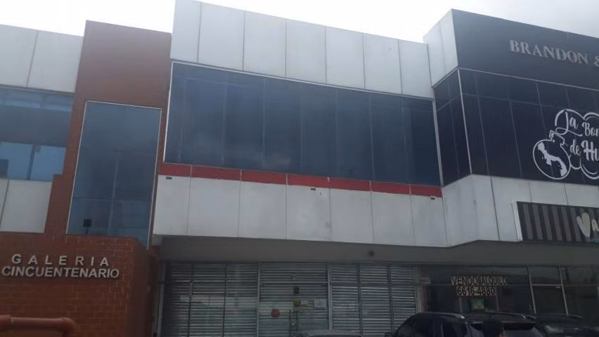 Alquiler de Local Comercial en Chanis, Planta Alta Galeria Cincuentenar 23LGG4654