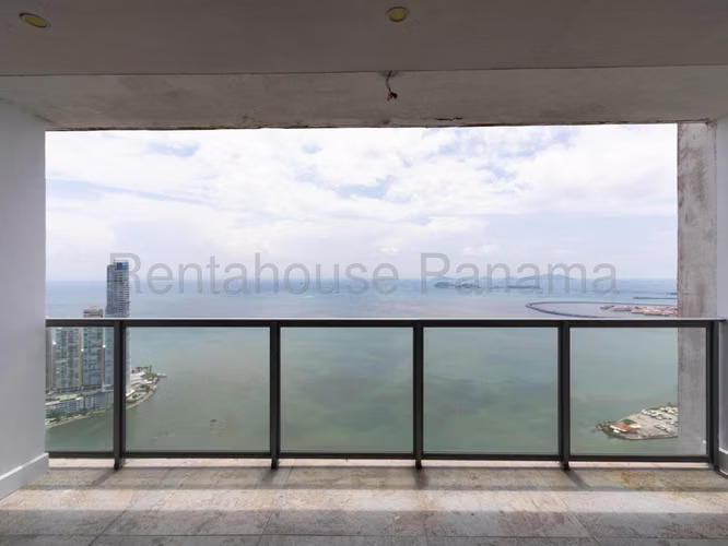 Apartment for sale in Balboa 27PPM2810
