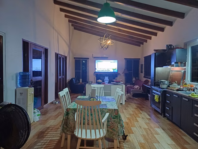 Venta de Hermosa Casa camino al Valle 
