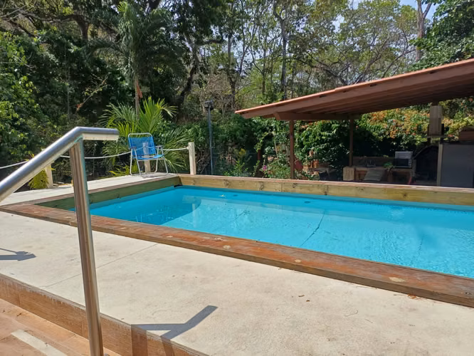 Venta de Hermosa Casa camino al Valle 
