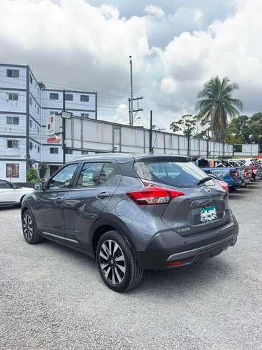 NISSAN KICKS 2020
