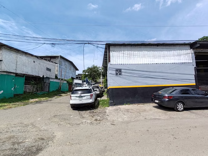 GALERA EN VENTA EN PUEBLO NUEVO DE 1,016Mtrs2   - Imagen 18