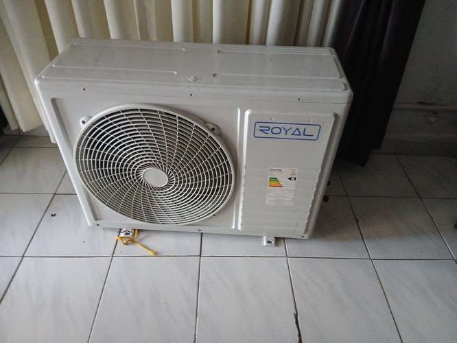 Vendo condensador royal paa split de 24000 btu