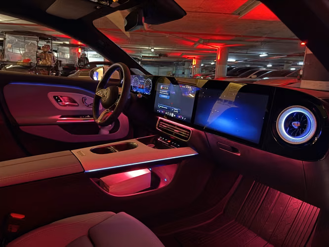 MERCEDES-BENZ CLA 300 L 2027