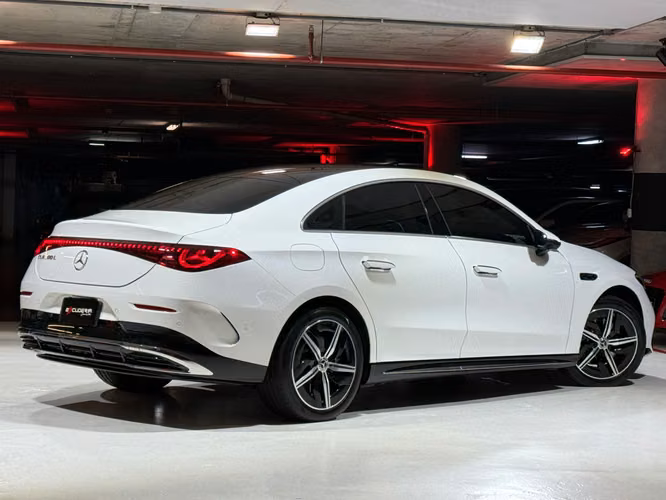 MERCEDES-BENZ CLA 300 L 2027