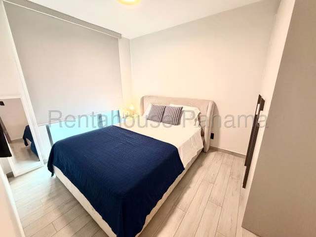 Alquiler de apartamento ejecutivo amoblado Bella Vista , Panama 27GC2830