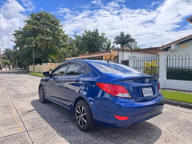 Hyundai Accent 2016 - Imagen 6
