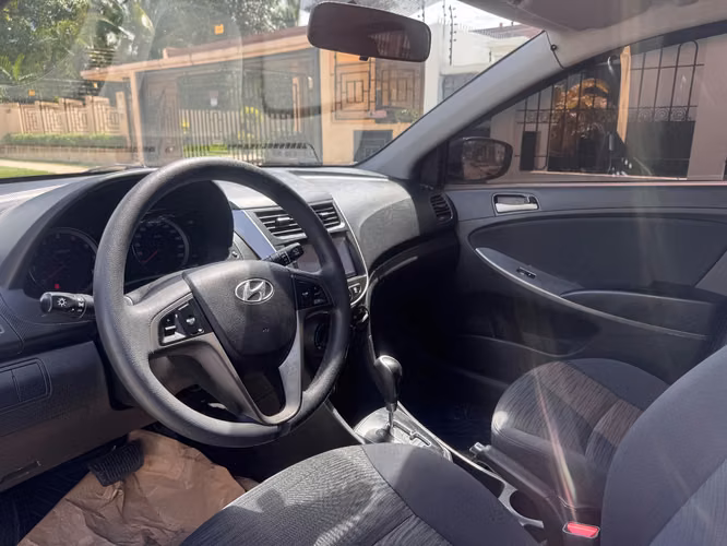 Hyundai Accent 2016 - Imagen 9