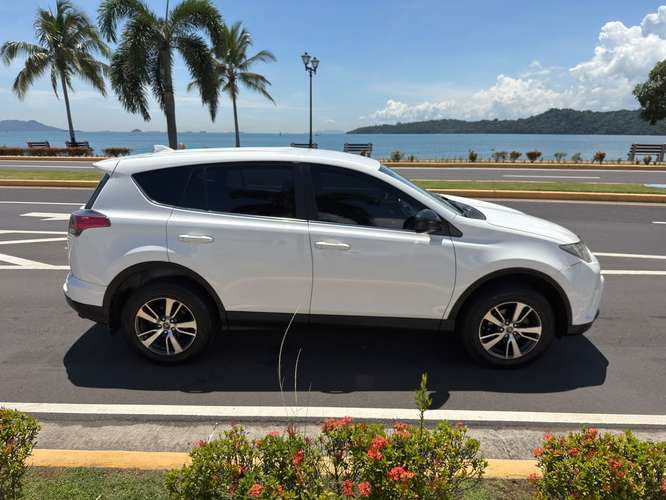 Toyota Rav4 2017 - Imagen 11