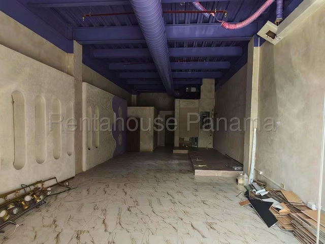 Alquiler Local comercial en Plaza El Cangrejo IH27-2831