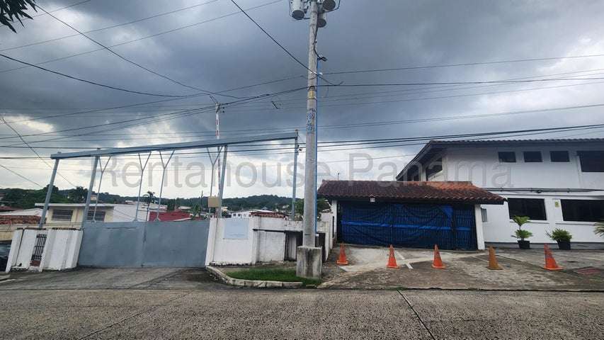 Casa comercial en alquiler en El dorado IH27-958