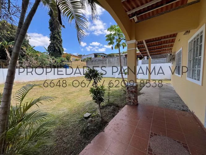 CASA AMPLIA para la VENTA en Las Villas de Arraiján, Villa La Palmeras CERCA de la estacion del METRO - Imagen 17