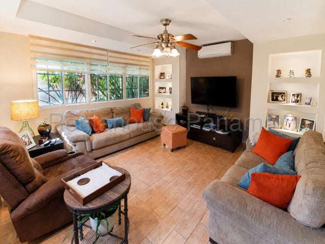 Venta casa en Las Cumbres IH27-1793