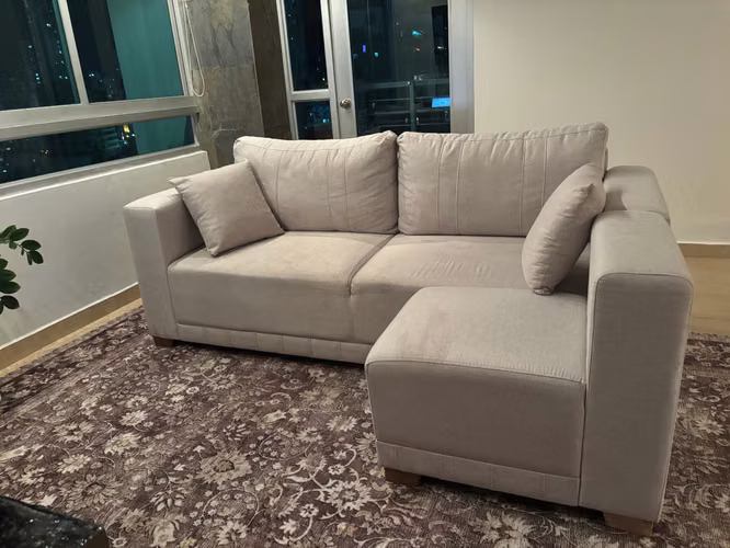 Sofa crema de Jamar - Imagen 2