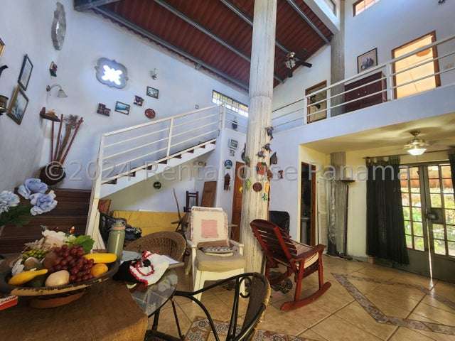 Venta de casa de playa tipo duplex Malibu, Panama. Muy cerca de la playa 25GC875