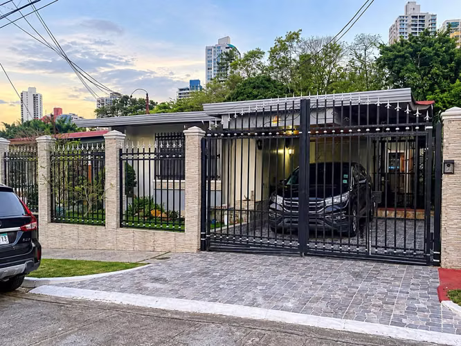 Casa en Villa de las Fuentes I con terraza y recien remodelada - Imagen 11