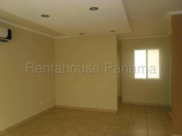 Venta de Casa en Brisas de Golf 25MGO8843
