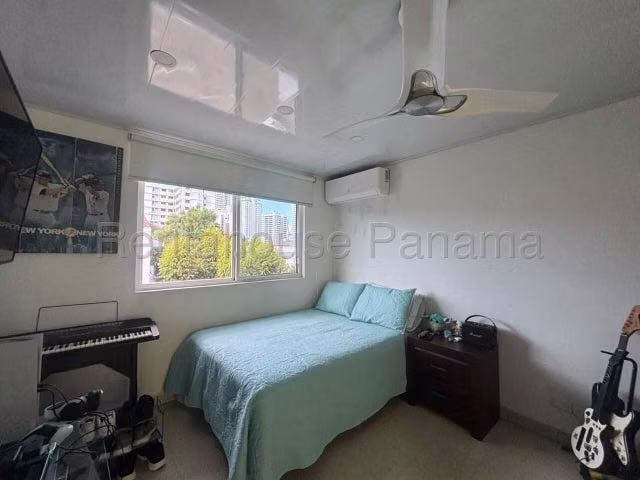 Se vende casa de 3 Niveles en Obarrio GCEA27-216 - Imagen 9