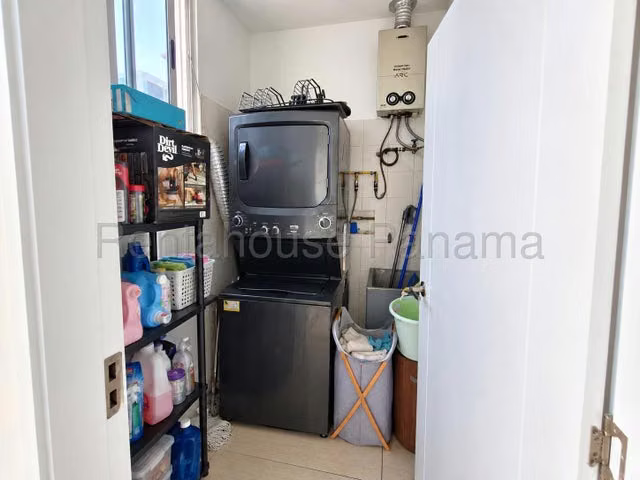 Alquiler de Apartamento en   Avenida Balboa 27LBR2447