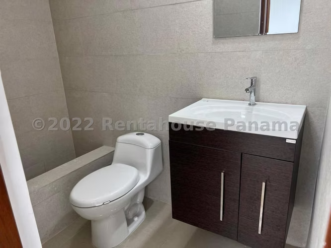 SE VENDE OFICINA EN MARBELLA LA27-2825