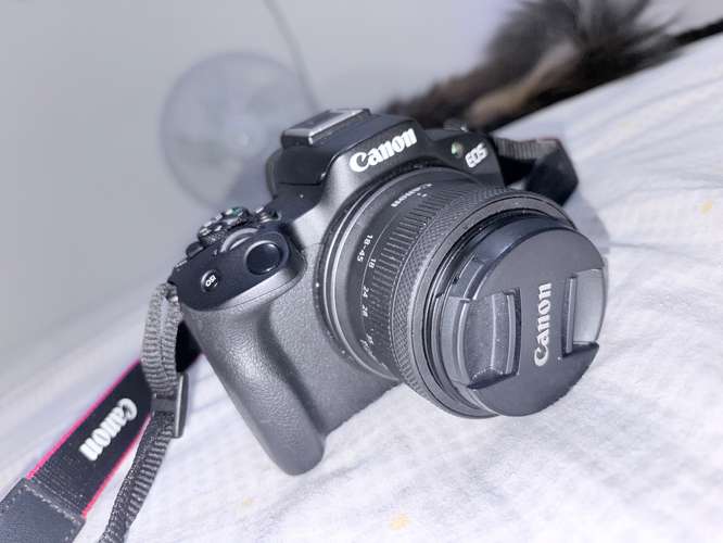 Cámara Canon último modelo, poco uso.  - Imagen 5