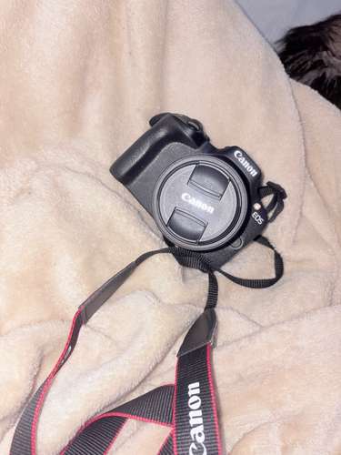 Cámara Canon último modelo, poco uso.  - Imagen 7