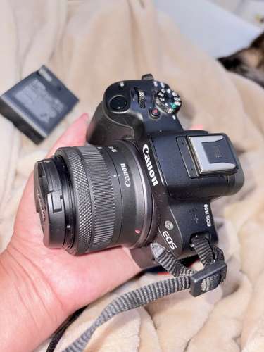 Cámara Canon último modelo, poco uso.  - Imagen 10