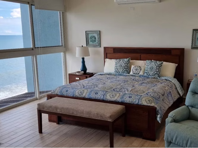 VENTA DE PENTHOUSE CON VISTA COMPLETA AL MAR, PLAYA CARACOL - CHAME (26)