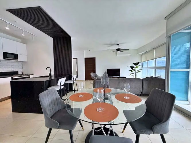 Apartamento en Venta en PH Grand Bay Tower, Av Balboa - Oportunidad Única
