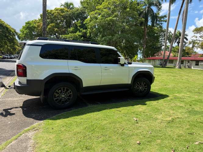 Toyota Land Cruiser Prado 2025 