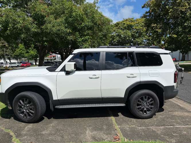 Toyota Land Cruiser Prado 2025 