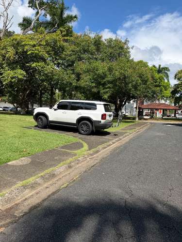 Toyota Land Cruiser Prado 2025 