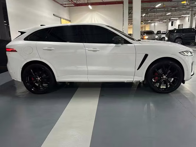Jaguar F-PACE R Dynamic 2022 EXCELENTE CONDICIONES  - Imagen 3