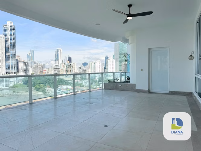 Venta de apartamento en Punta Pacífica 
