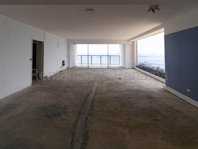 Venta de Apartamento de Lujo en PH Yoo and Arts 27-2810GG