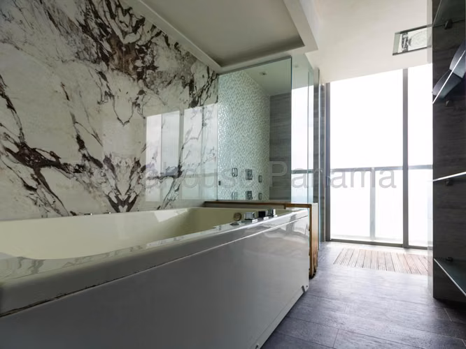 Venta de Apartamento de Lujo en PH Yoo and Arts 27-2810GG