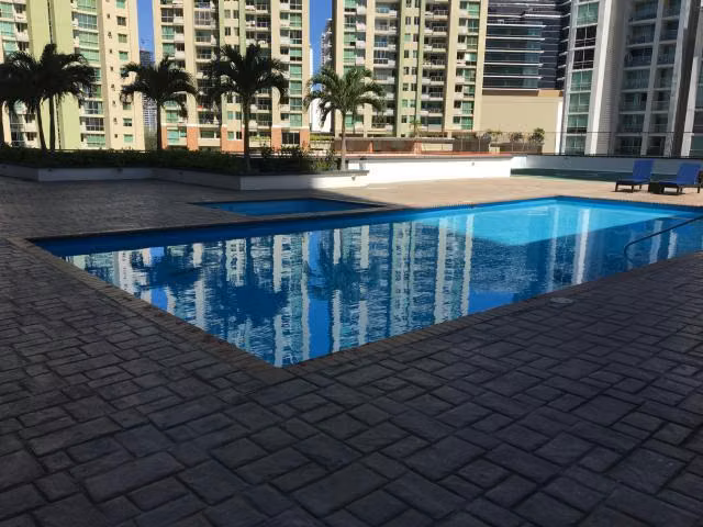 Venta de Apartamento en Costa del Este 27-2665CM
