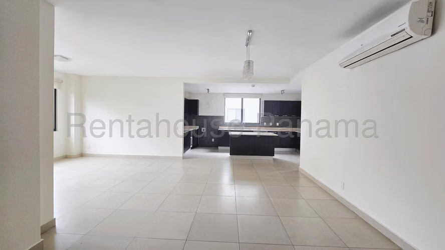 VENTA DE APARTAMENTO EN PANAMA PACIFICO DCD27-2789