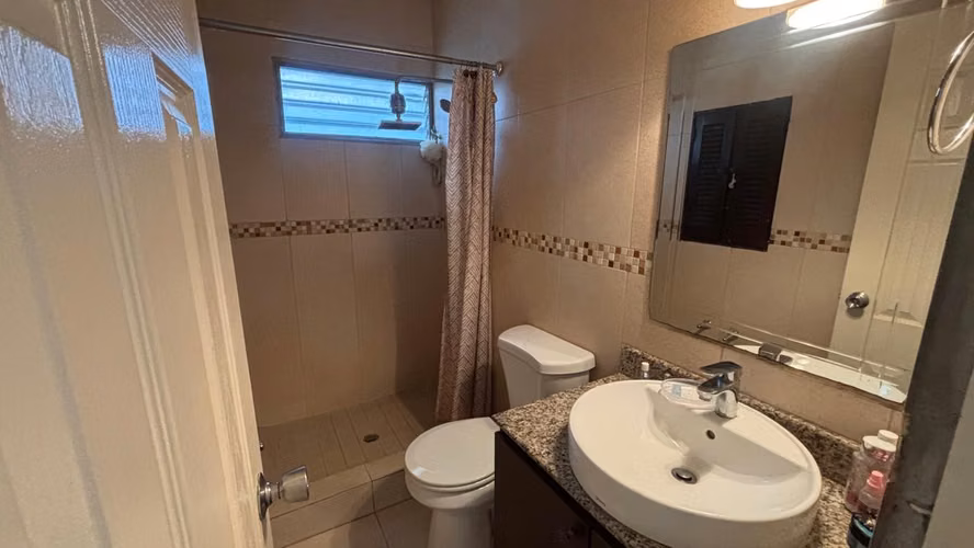 CASA EN VENTA EN CHANS | AMPLIA, REMODELADA Y CON GRAN PATIO TRASERO - RM - Imagen 18