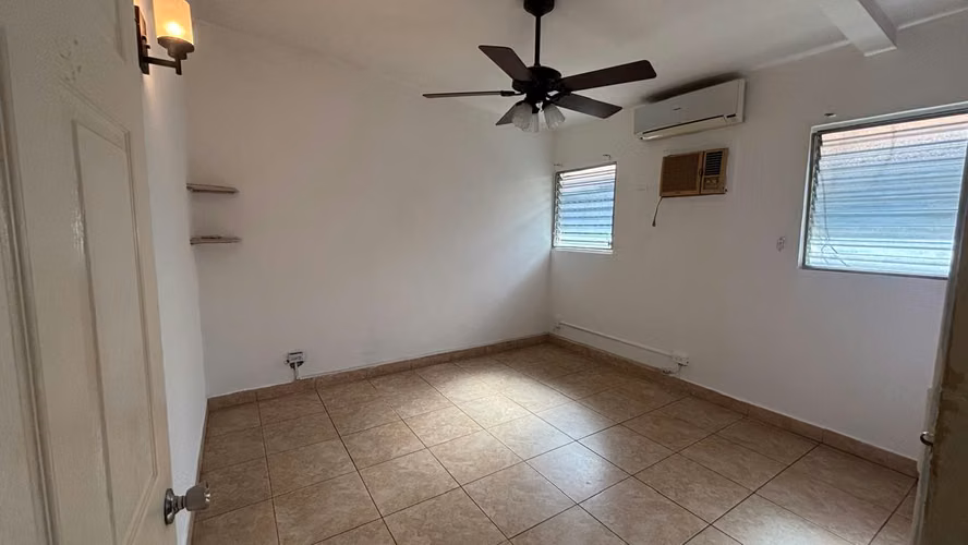 CASA EN VENTA EN CHANS | AMPLIA, REMODELADA Y CON GRAN PATIO TRASERO - RM - Imagen 19