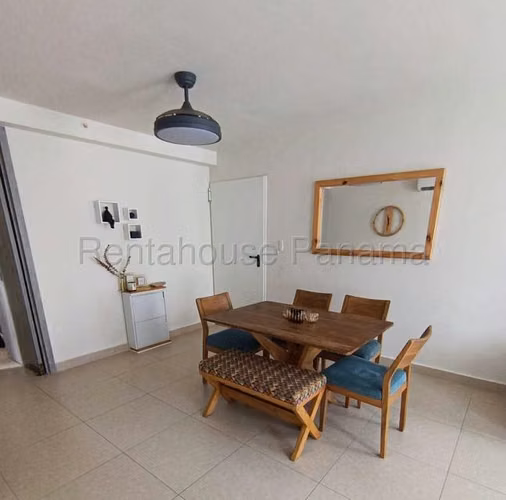 Apartment rental in Ph Torres de Versailles 27MVCH1473