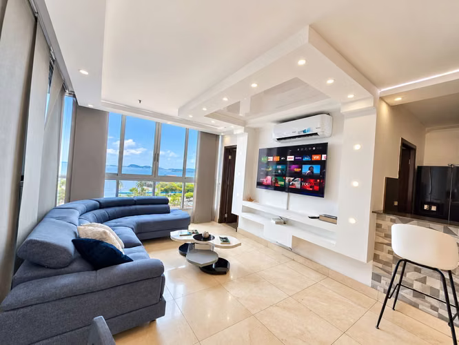 ALQUILER | PH VILLA DEL MAR – AVENIDA BALBOA | AMOBLADO Y VISTA AL MAR