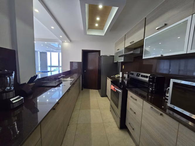 ALQUILER | PH VILLA DEL MAR – AVENIDA BALBOA | AMOBLADO Y VISTA AL MAR - Imagen 11