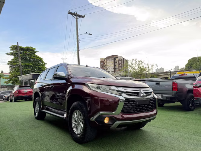 Mitsubishi Montero Sport 2019 - Imagen 3