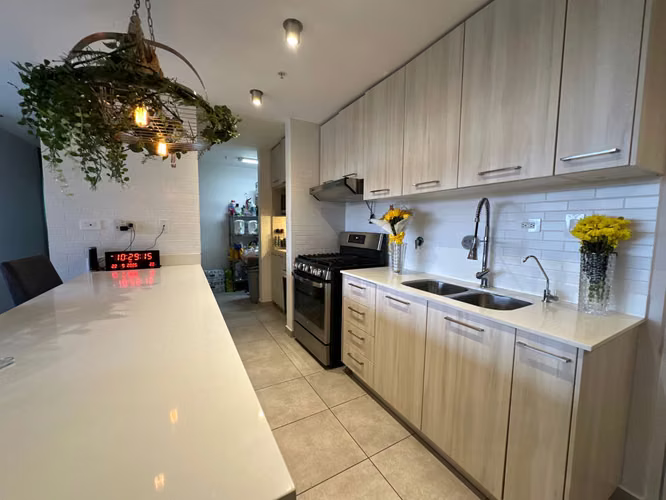 Venta de amplio apartamento en Hacienda Golf - Imagen 6