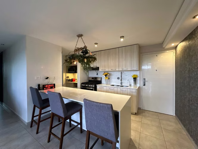 Venta de amplio apartamento en Hacienda Golf - Imagen 5