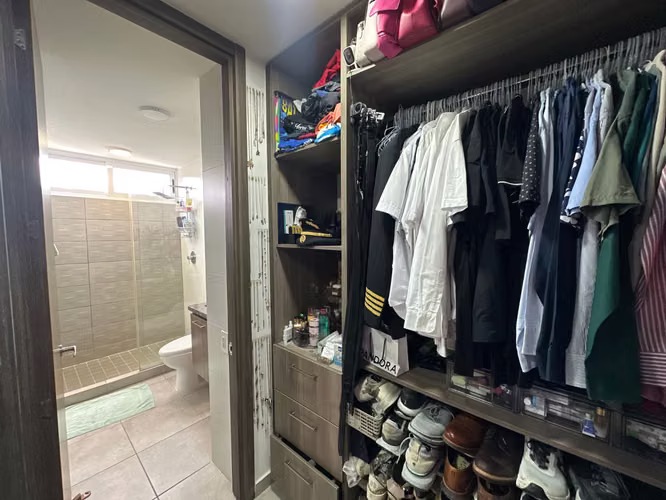 Venta de amplio apartamento en Hacienda Golf - Imagen 10