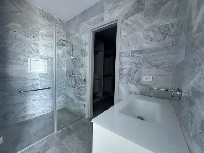VENTA DE PENTHOUSE EN SANTA MARIA A ESTRENAR  I LUJO Y EXCLUSIVIDAD - Imagen 9
