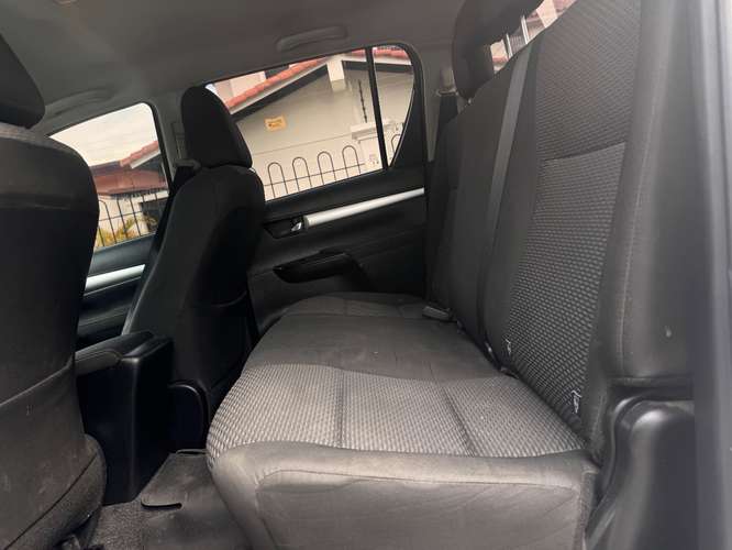 Toyota Hilux 2024 AUTOMÁTICO  - Imagen 7