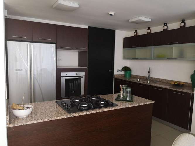 Venta Casa 3 Recamaras 273 m2 en Residencial Cerrado Costa Sur - ALYC 